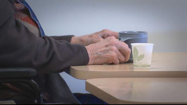 Hébergement des aînés : une facture salée pour revenir chez soi